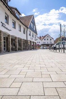 Waldeck Innenstadt, Umbriano Granitbeige.